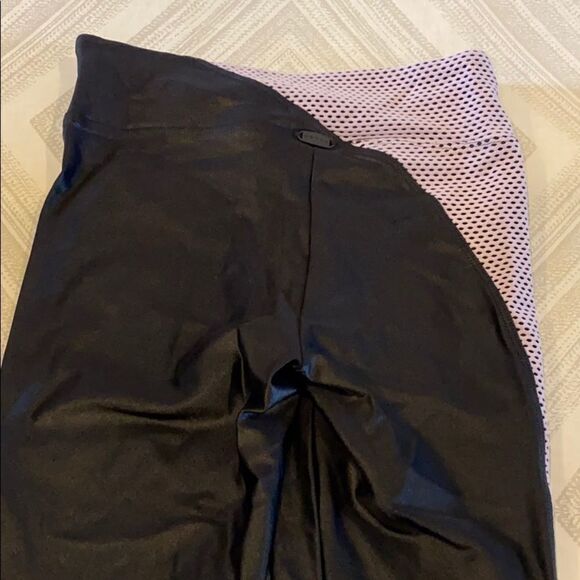 Koral Black Leggings with Light Pink Mesh Panel - Picture 6 of 7